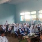 Anggota Reskrim Polsek Pujon Polres Batu Sosialisasikan Bahaya Penyalahgunaan Narkoba Kepada Siswa Siswi SMP Islam Pujon