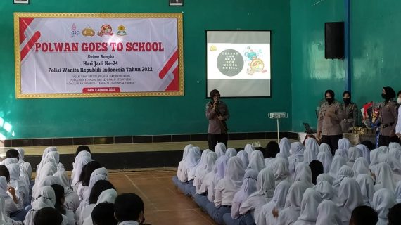 Sambut HUT Polwan ke-74, Polres Batu Gelar Polwan Goes To School