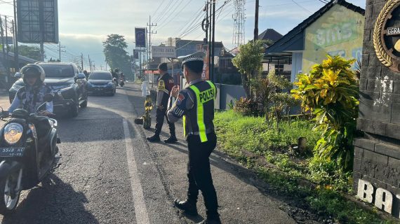 Tingkatkan Kamseltibcar Lantas Di Pagi Hari, Warga Kota Batu Apresiasi Strong Point Polres Batu