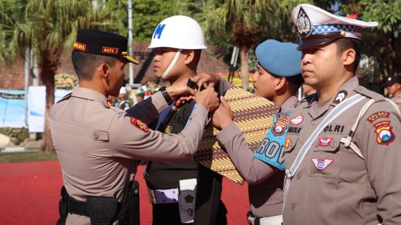 Tekan Fatalitas Korban Laka Lantas, Kapolres Batu Pimpin Apel Gelar Pasukan Ops Patuh Semeru 2024