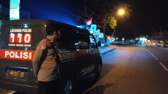 Giat Blue Light Patroll, Personel Polres Batu Jaga Situasi Kamtibmas Tetap Kondusif Menjelang Pilkada Tahun 2024