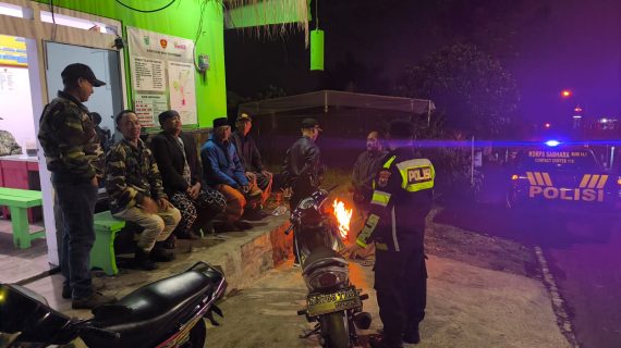 Pastikan Situasi Kamtibmas Aman Dan Kondusif, Anggota Polres Batu Giat Blue Light Patroll Jelang Pilkada Tahun 2024