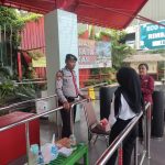 Giat Patroli Dialogis Ke Tempat Wisata, Personil Pam Obvit Satsamapta Polres Batu Pastikan Situasi Kamtibmas Menjelang Pilkada Kota Batu 2024 Aman Kondusif