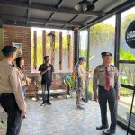 Giat Patroli Dialogis Ke Tempat Wisata, Personel Pam Obvit Satsamapta Polres Batu Pastikan Situasi Kamtibmas Menjelang Pilkada Kota Batu 2024 Aman Kondusif