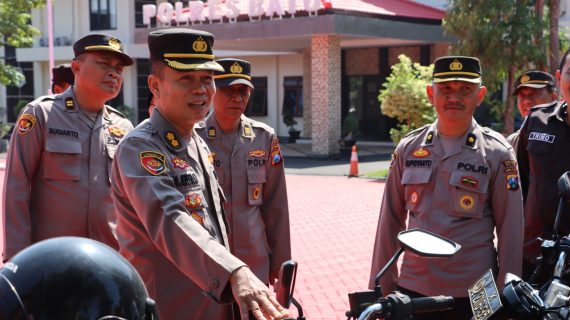 Pengecekan Kendaraan Dinas dan Almatsus Polres Batu oleh Biro Log Polda Jatim, untuk Mendukung Pengamanan Pilkada 2024