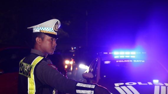 Polres Batu Intensifkan Blue Light Patrol Jelang Pilkada 2024 untuk Wujudkan Sitkamtibmas Yang Aman dan Kondusif