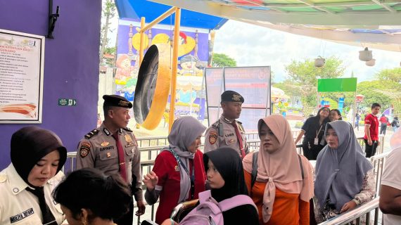 Personel Pam Obvit Satsamapta Polres Batu Intensifkan Patroli Jelang Pilkada 2024, Pastikan Keamanan Obyek Vital dan Tempat Wisata