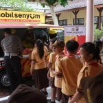 Polres Tulungagung Luncurkan Mobil Senyum Berbagi Makanan Bergizi Gratis untuk Anak – anak