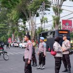 Kolaborasi Polisi dan TNI Lakukan Pengamanan, Debat Kedua Pilkada di Bondowoso Berlangsung Kondusif