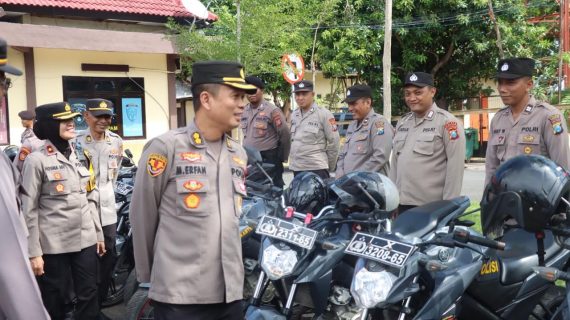 Jelang Tahap Coblosan Pilkada 2024, Birolog Polda Jatim Cek Ranmor dan Almatsus di Polres Sampang